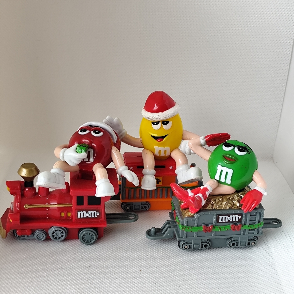 3/$30💜Vintage Mars M&M's Christmas Train Set